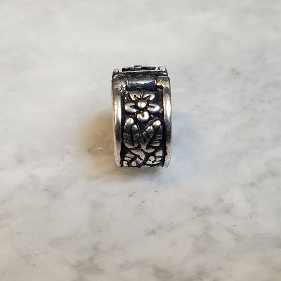 Pugster Pandora Sterling Silver Bracelet with 5 Charms - Picture 7 of 8